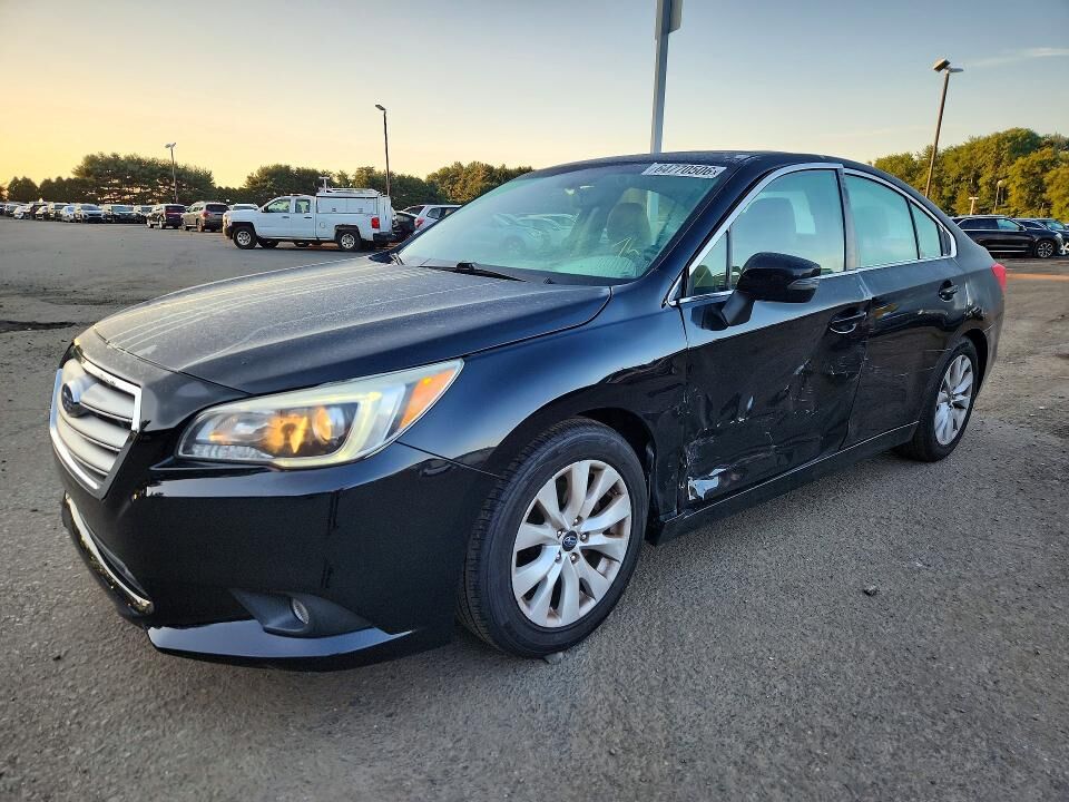 2015 SUBARU Legacy