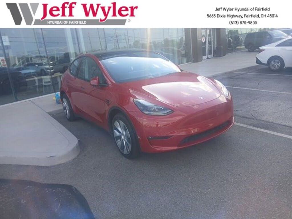 2023 TESLA Model Y