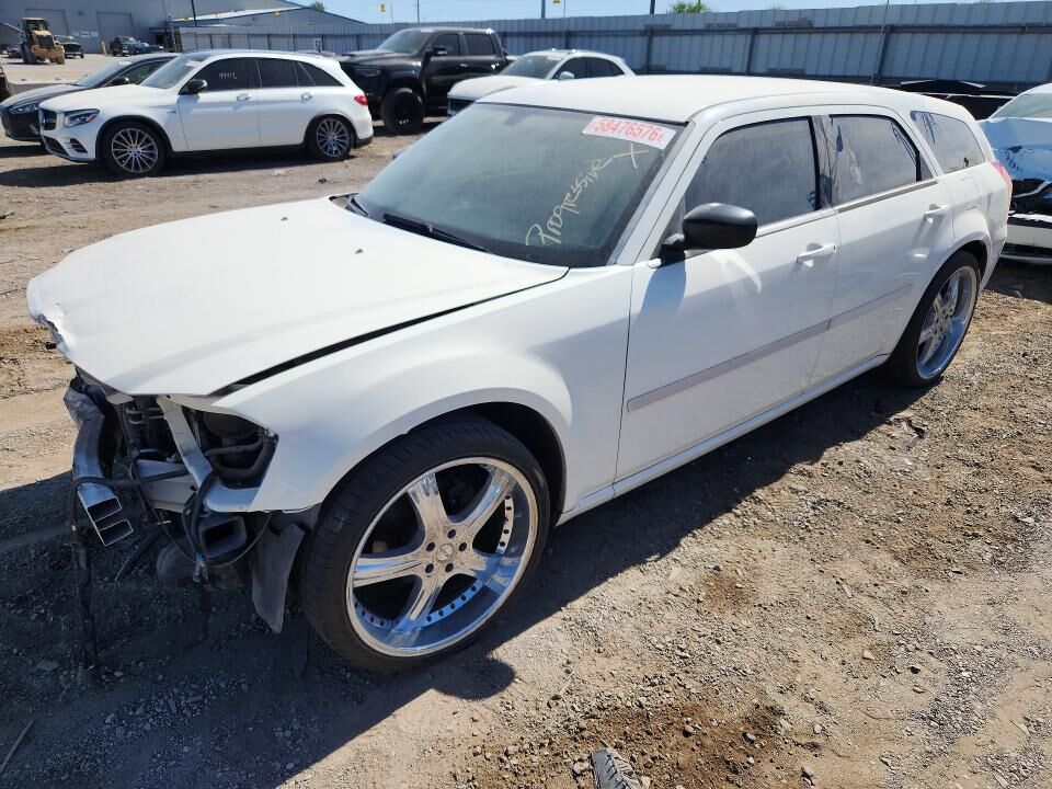 2006 DODGE Magnum
