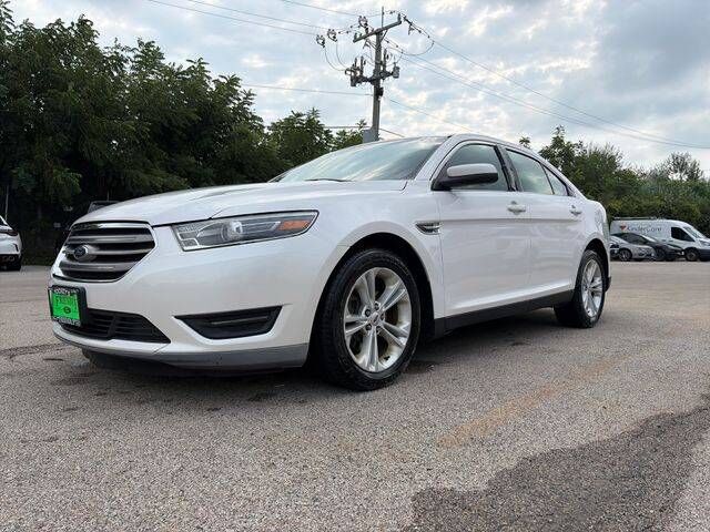 2017 FORD Taurus