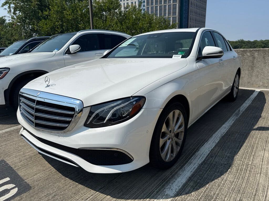 2017 MERCEDES-BENZ E-Class