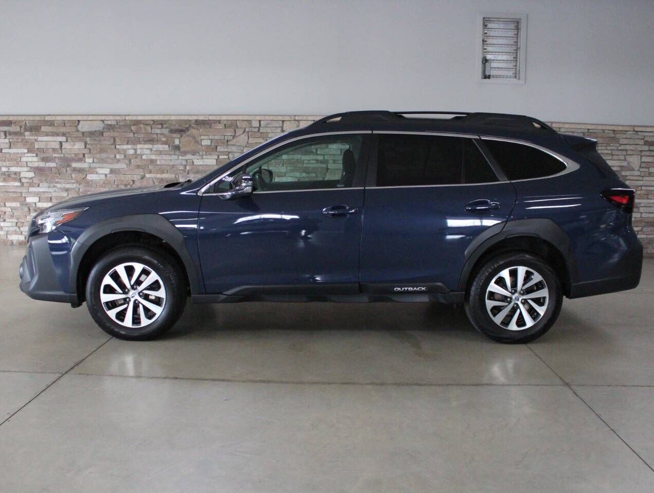 2023 SUBARU Outback