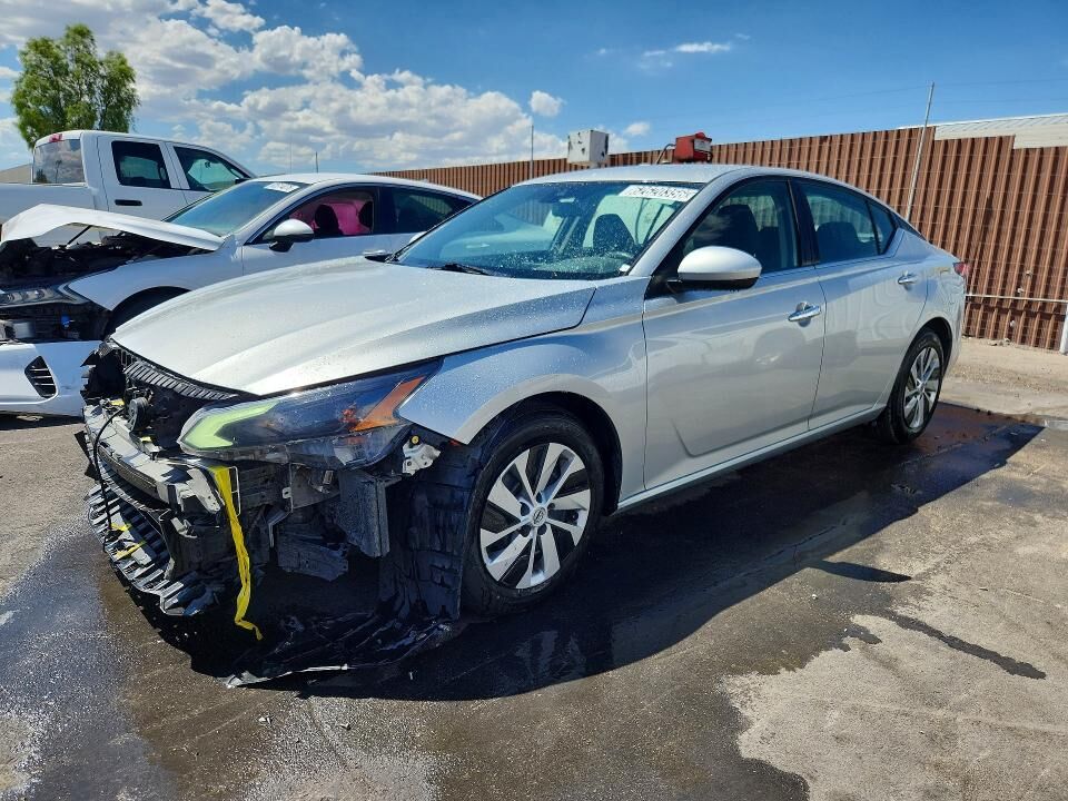 2023 NISSAN Altima