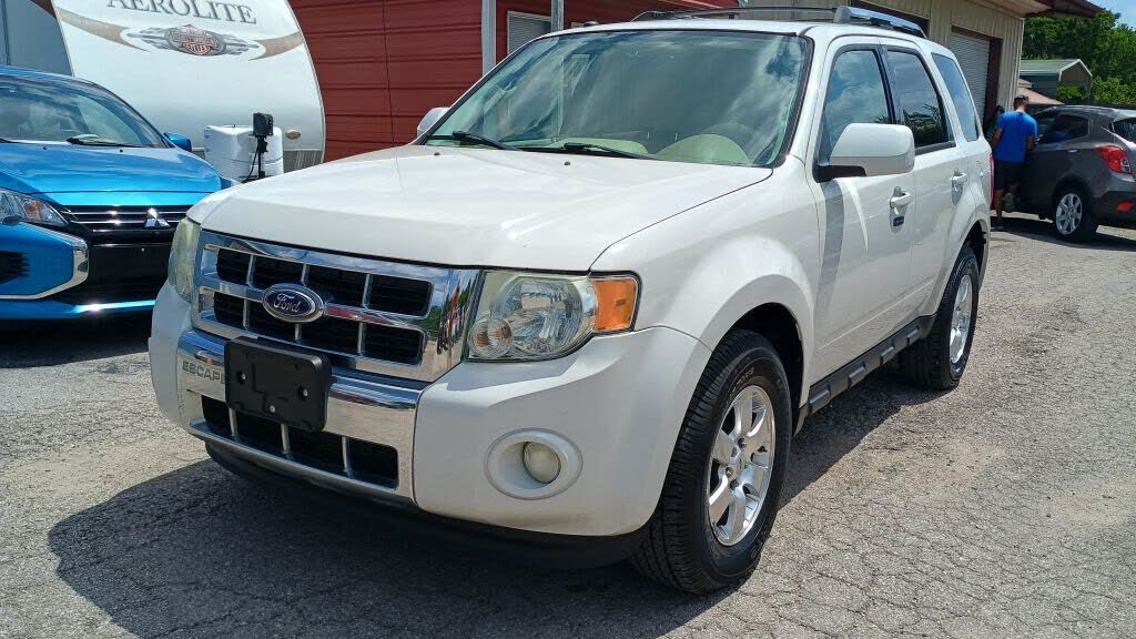 2011 FORD Escape