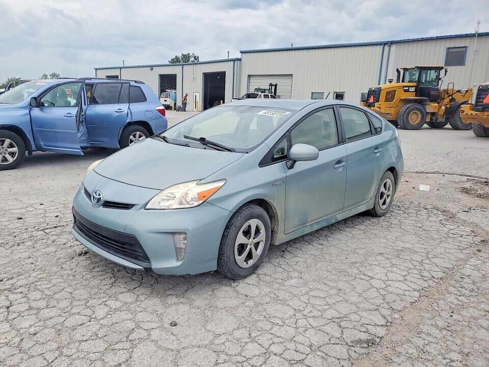 2013 TOYOTA PRIUS