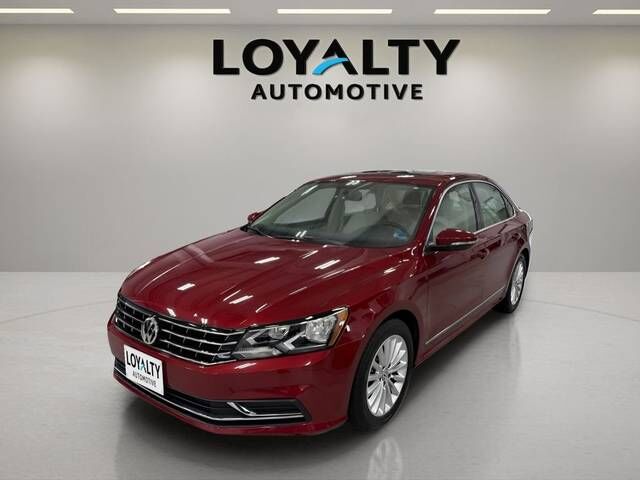 2016 VOLKSWAGEN Passat