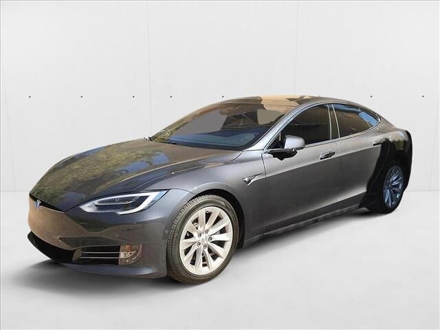 2017 TESLA Model S