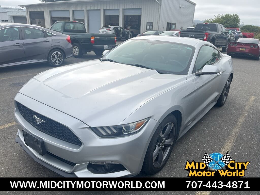 2015 FORD Mustang