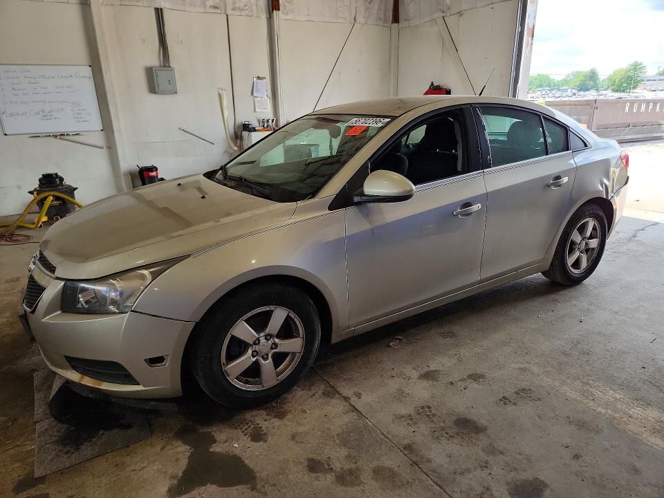 2013 CHEVROLET Cruze
