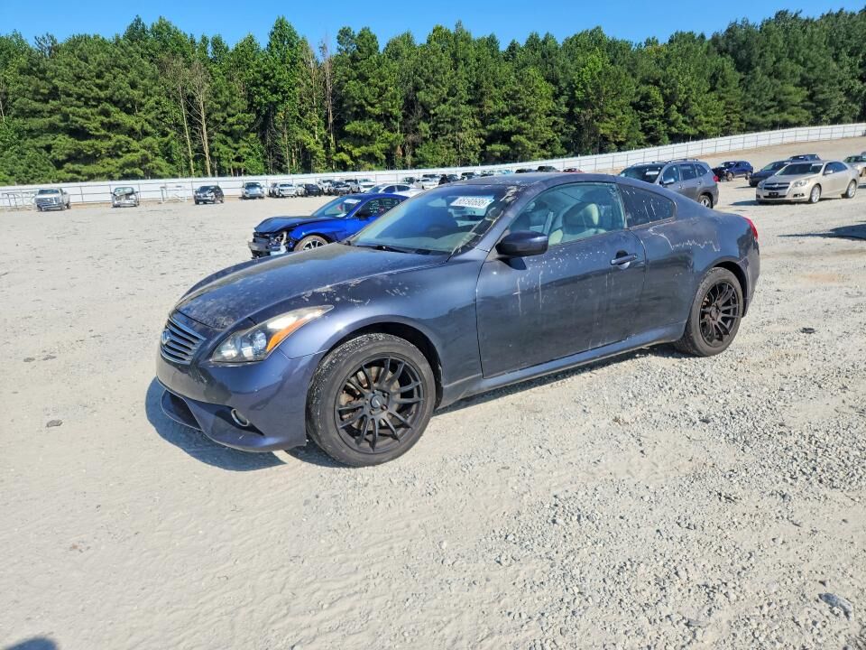 2011 INFINITI G37