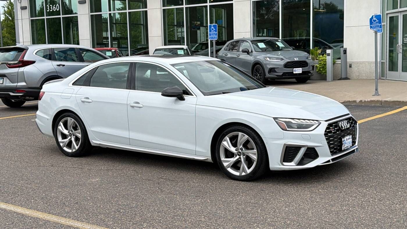 2022 AUDI S4
