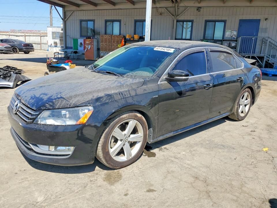 2015 VOLKSWAGEN Passat