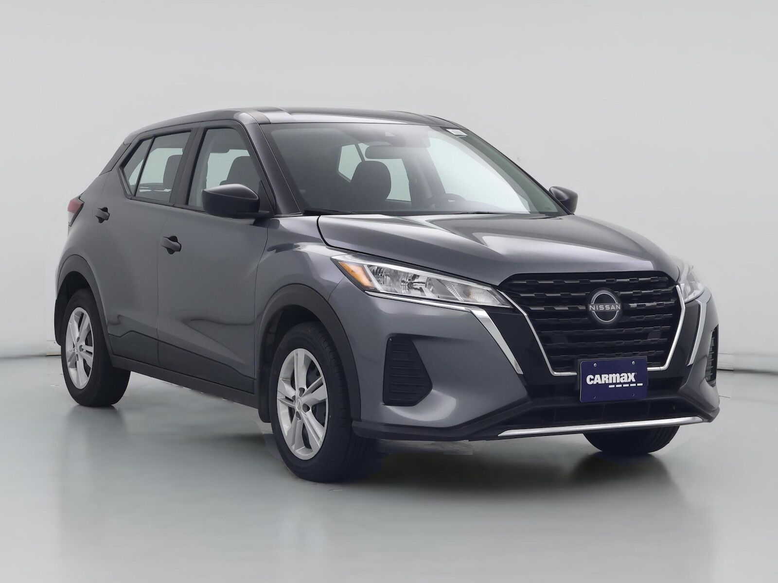 2025 NISSAN Kicks Play