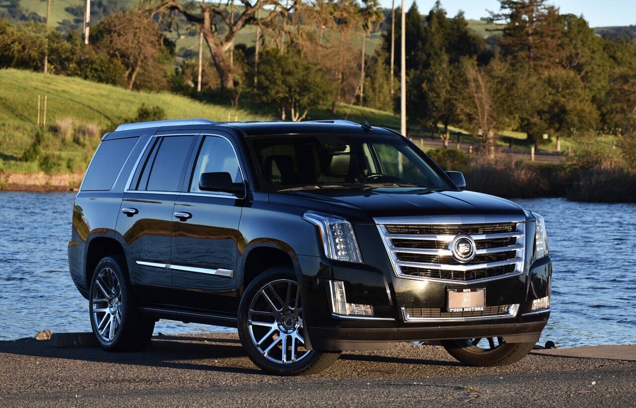 2015 CADILLAC Escalade