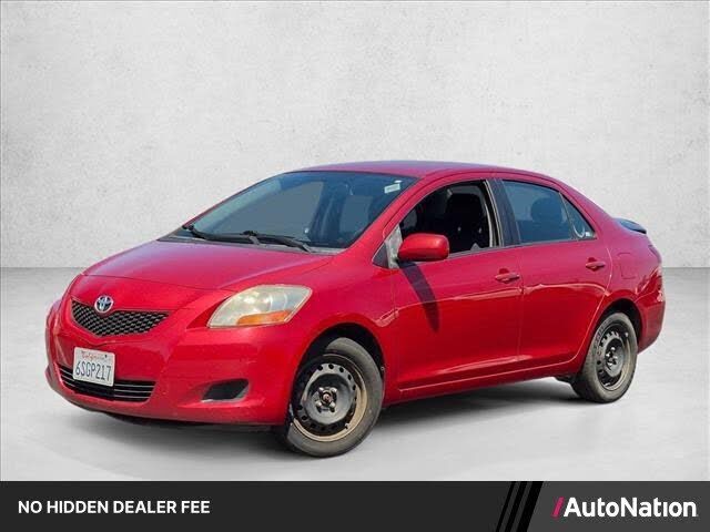 2011 TOYOTA Yaris