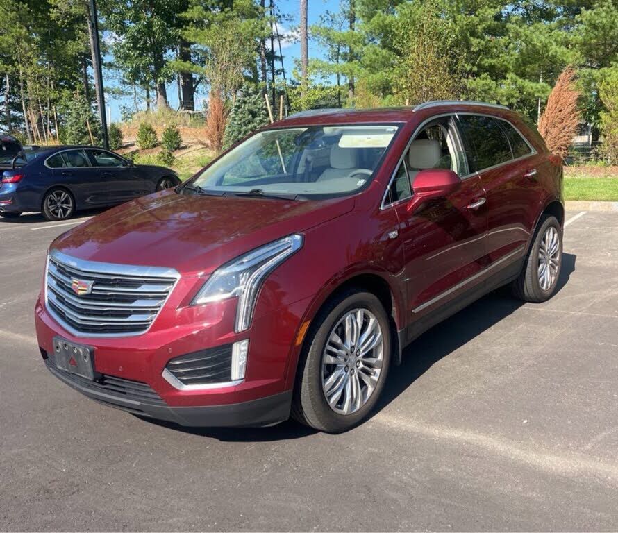 2017 CADILLAC XT5