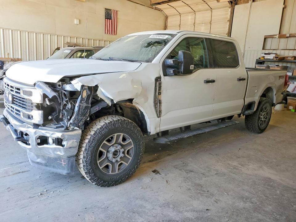 2025 FORD F-250