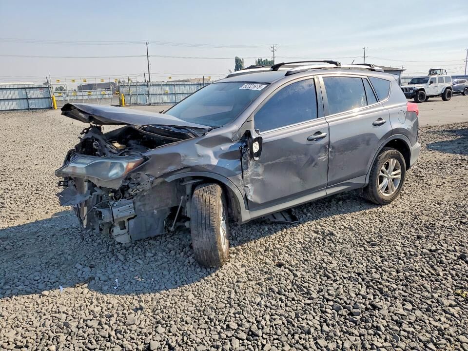 2015 TOYOTA RAV4