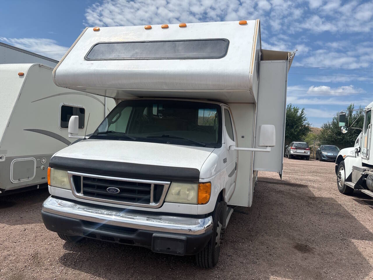 2004 FORD E-450