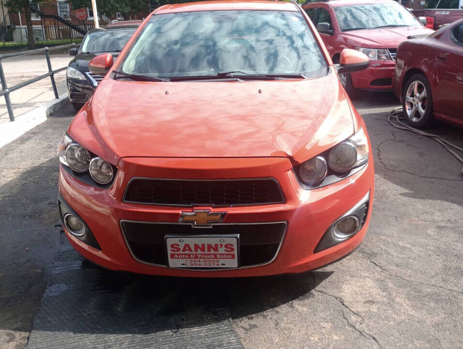 2013 CHEVROLET Sonic