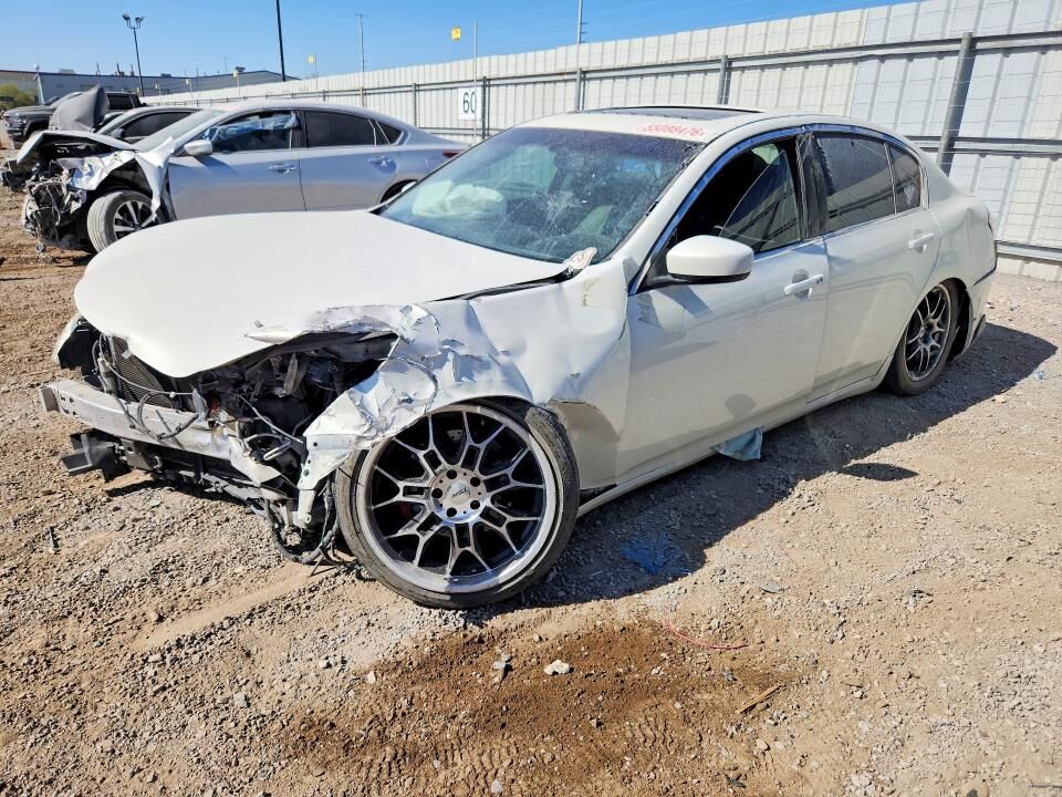 2013 INFINITI G37