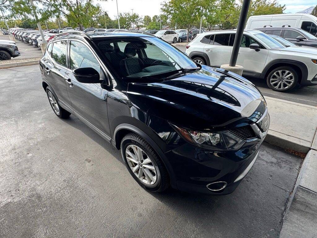 2019 NISSAN Rogue