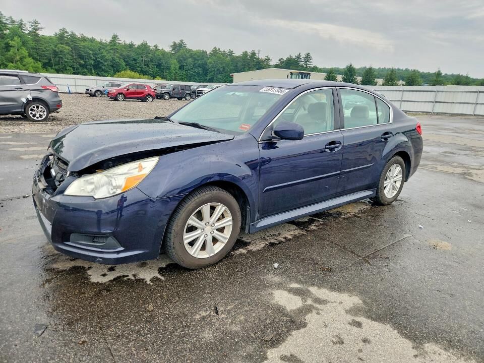 2012 SUBARU Legacy