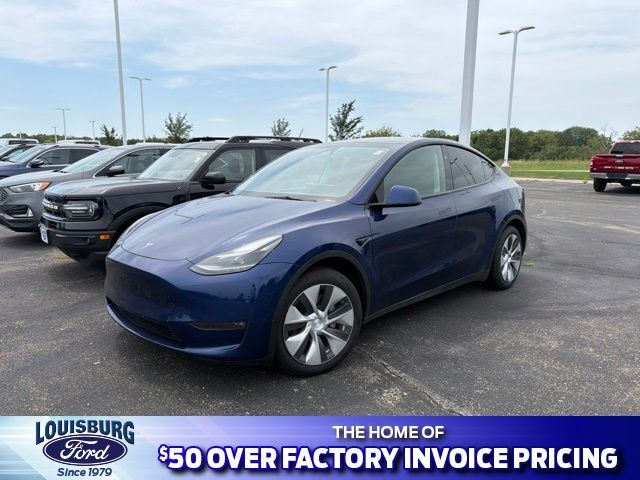 2023 TESLA Model Y