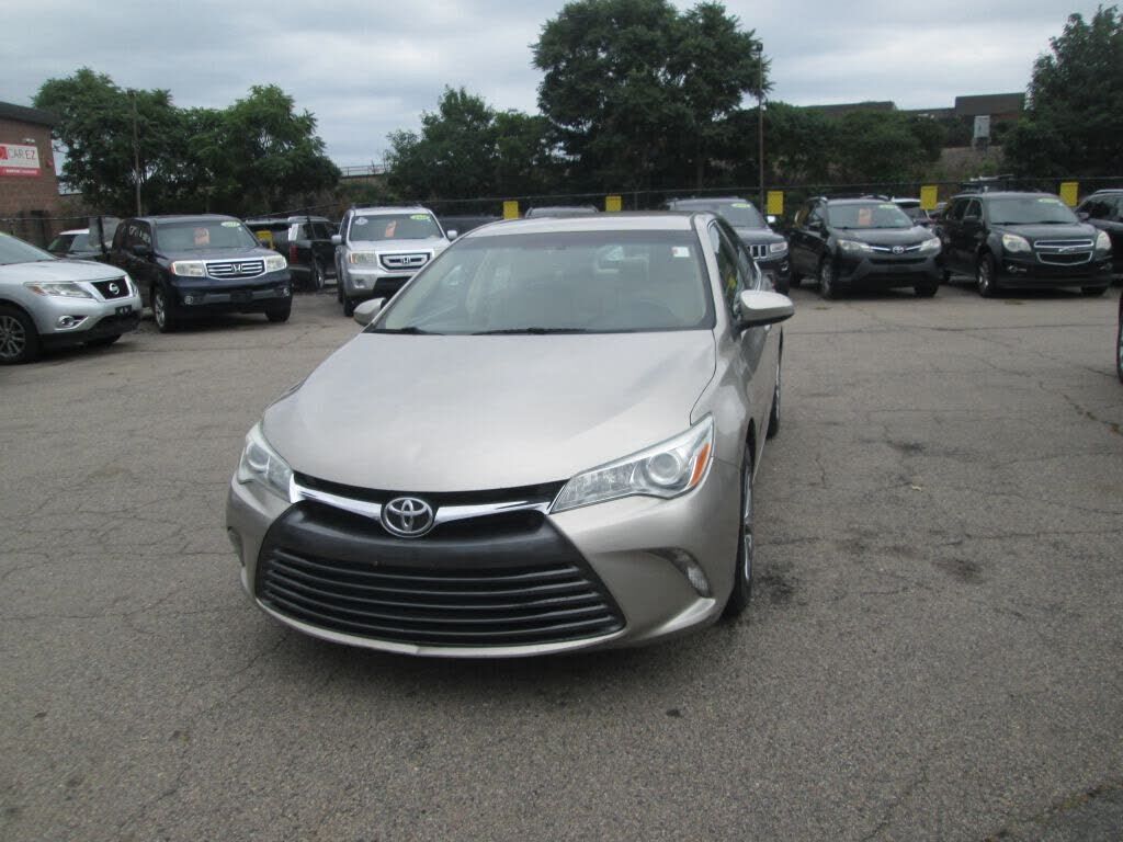 2015 TOYOTA Camry