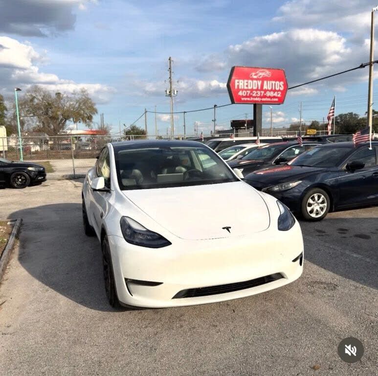 2022 TESLA Model Y