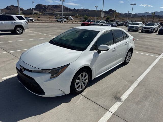 2024 TOYOTA Corolla