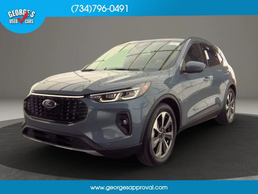 2024 FORD Escape