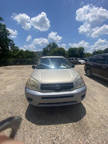 2004 TOYOTA RAV4