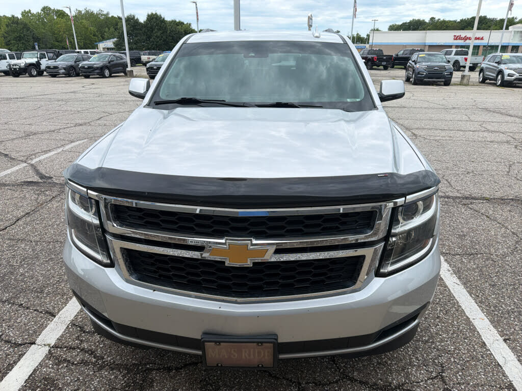 2017 CHEVROLET Suburban