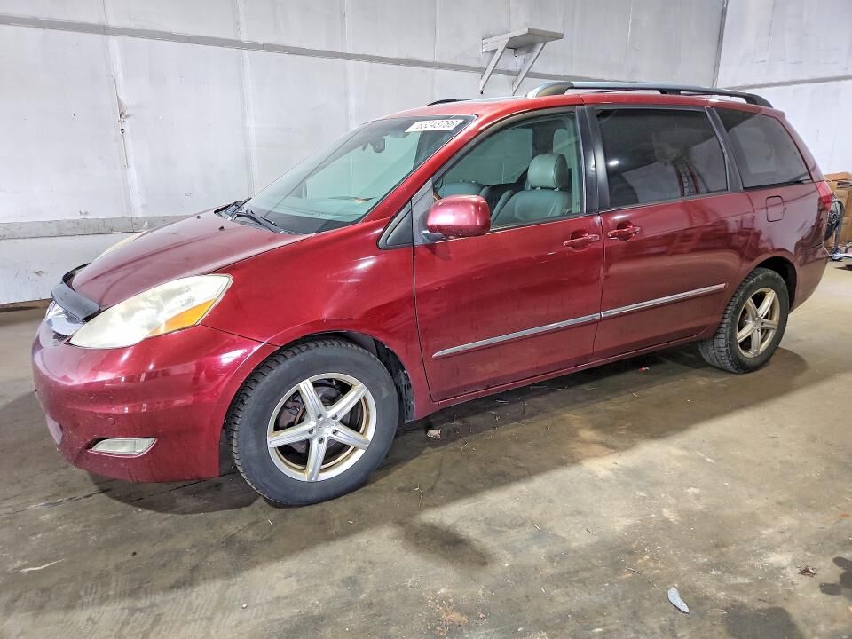 2008 TOYOTA Sienna