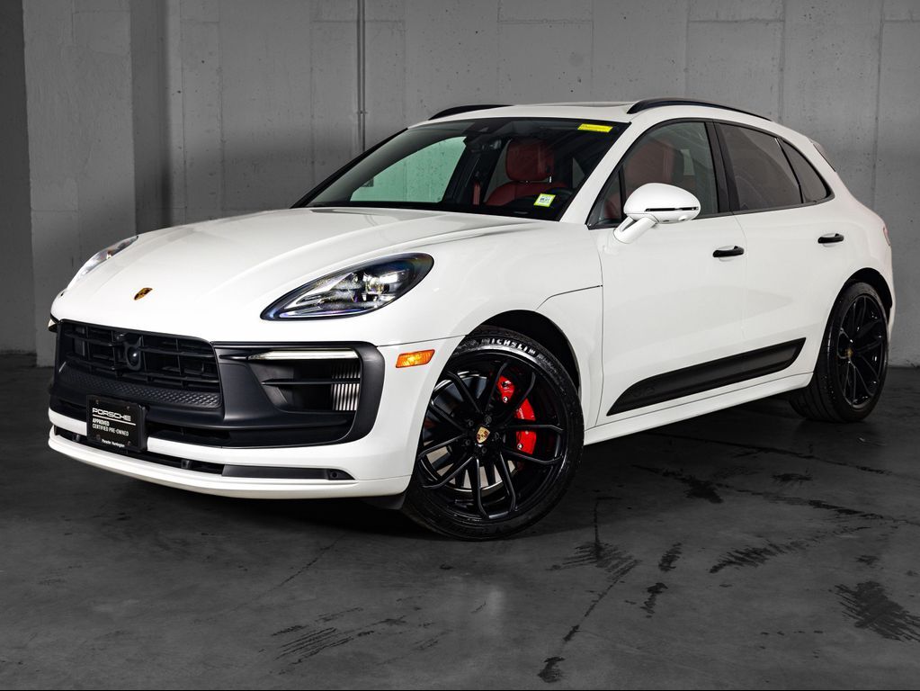 2023 PORSCHE Macan