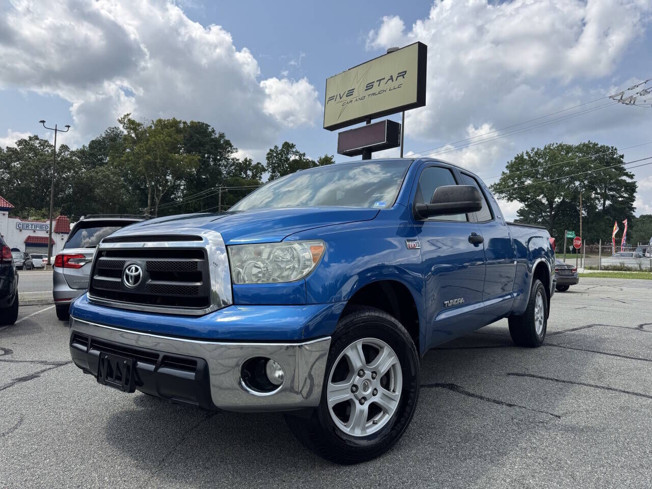 2010 TOYOTA Tundra