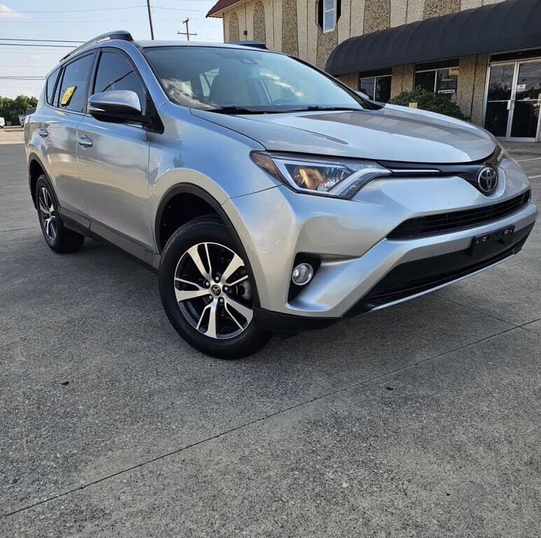 2017 TOYOTA RAV4