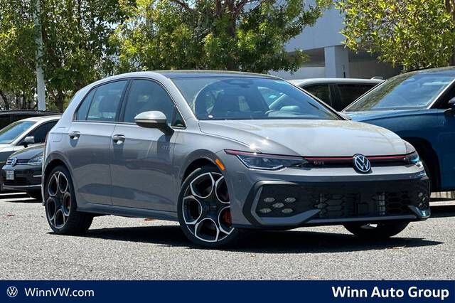2026 VOLKSWAGEN Golf GTI