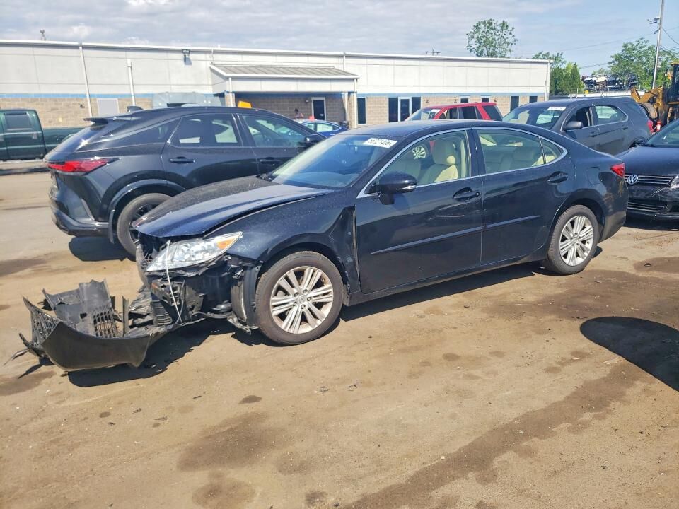 2015 LEXUS ES