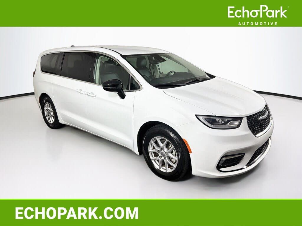 2024 CHRYSLER Pacifica
