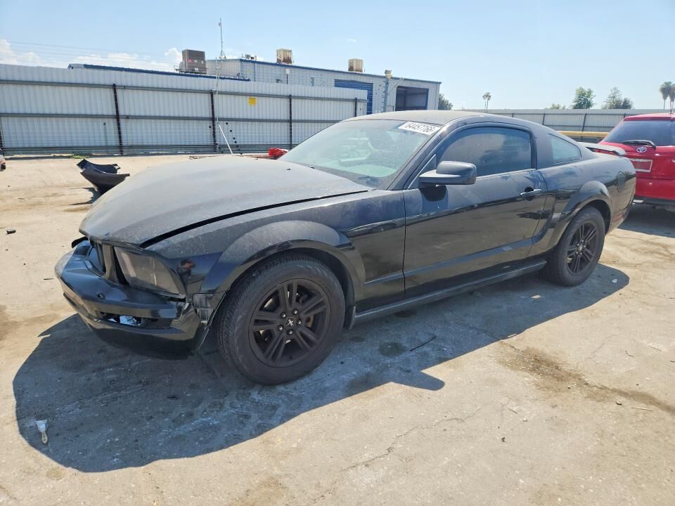 2005 FORD Mustang