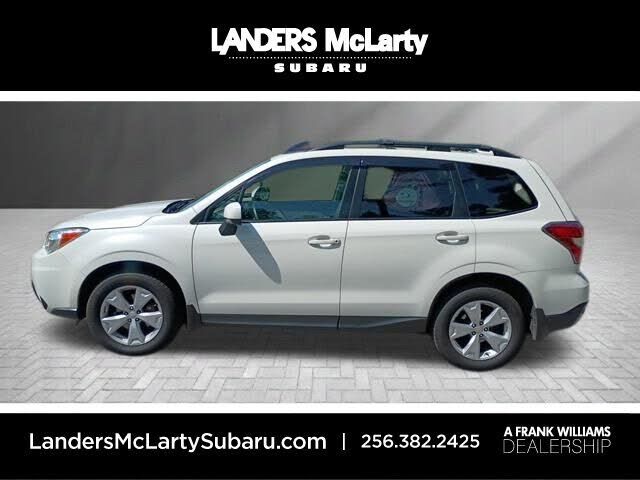 2016 SUBARU Forester