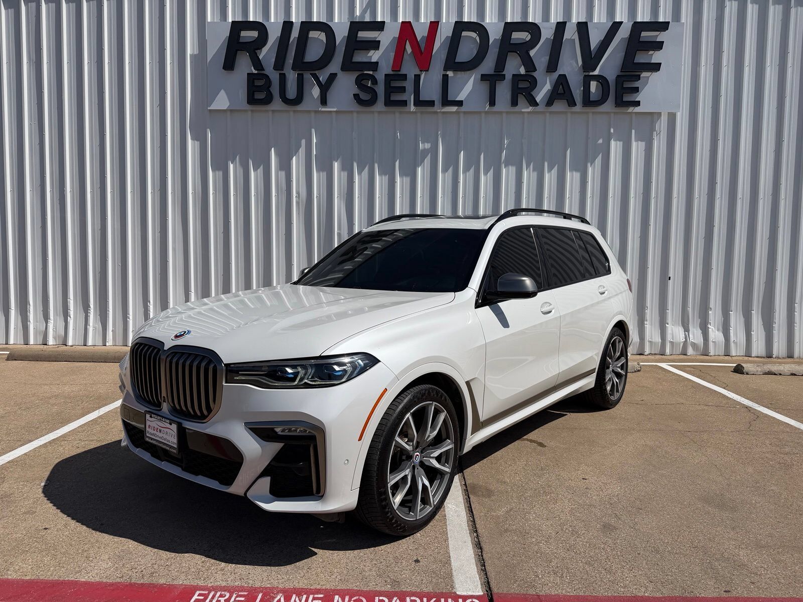 2022 BMW X7