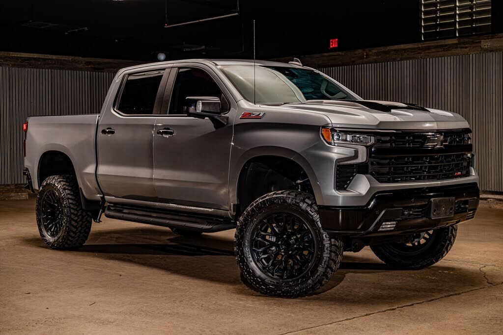 2025 CHEVROLET Silverado