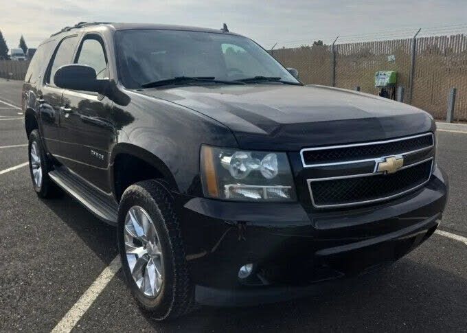 2011 CHEVROLET Tahoe