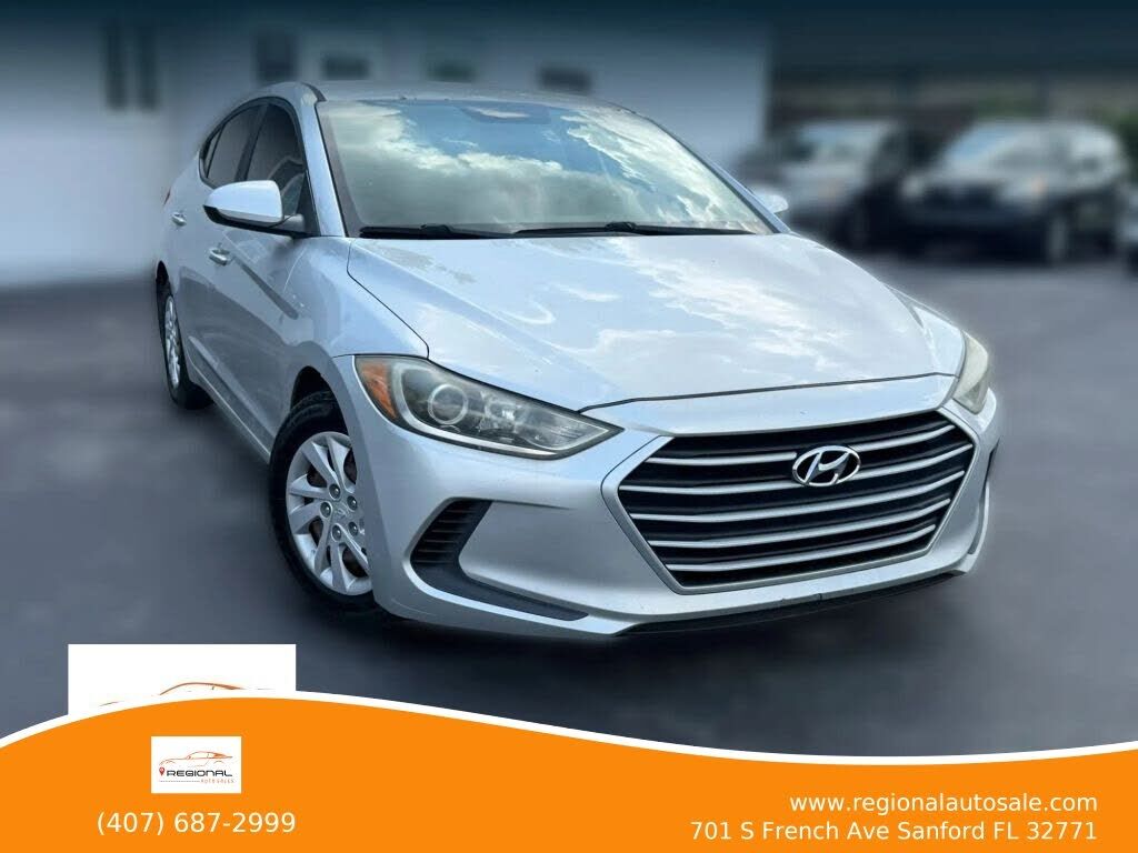 2017 HYUNDAI Elantra