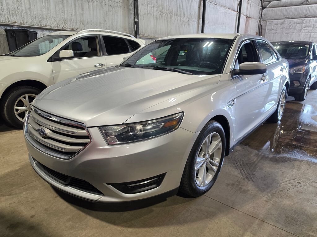 2017 FORD Taurus