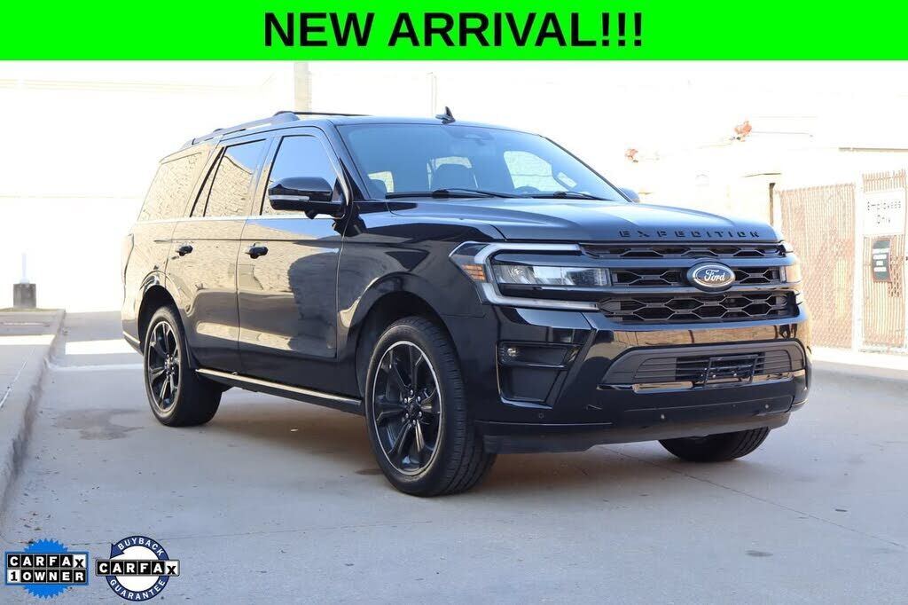 2022 FORD Expedition