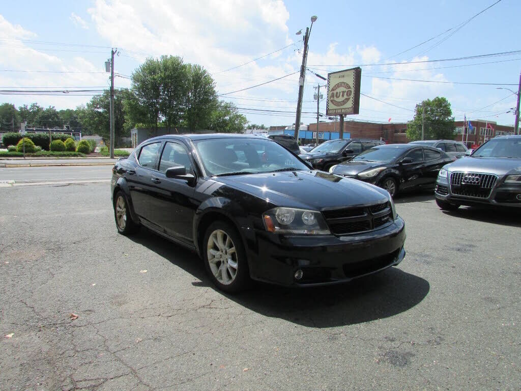 2014 DODGE Avenger